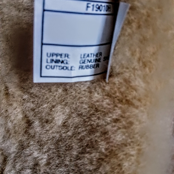 UGG Winter/Spring Boots - Picture 7 of 10